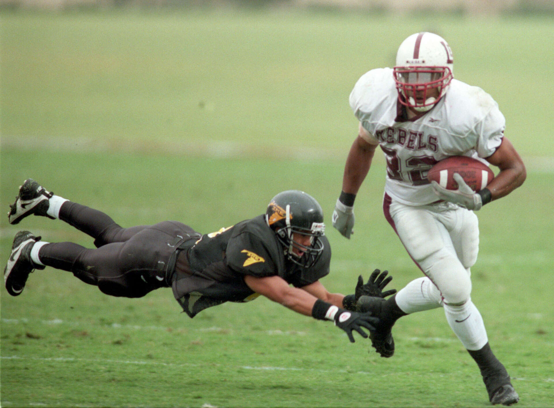Former Lee star Cedric Benson dies in motorcycle wreck