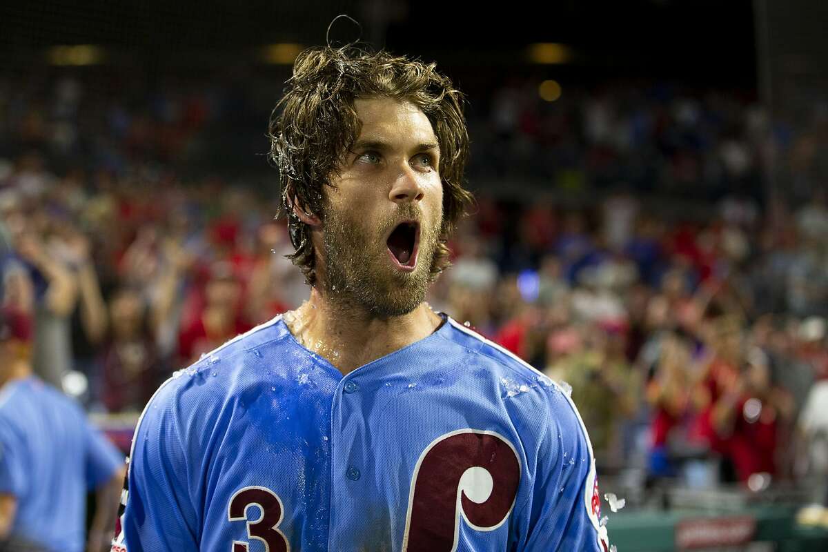 Closeup of Philadelphia Phillies John Kruk during game vs Chicago