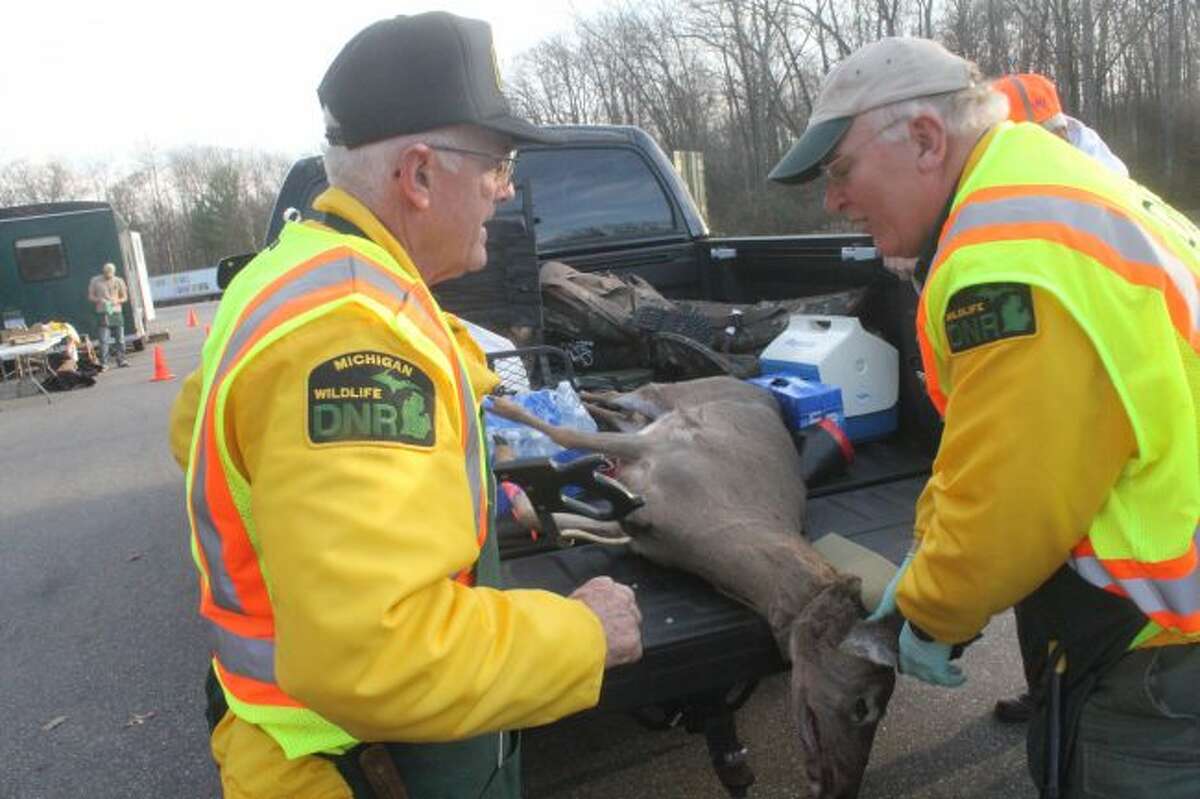 Hunters can now have their deer checked in the Reed City area.