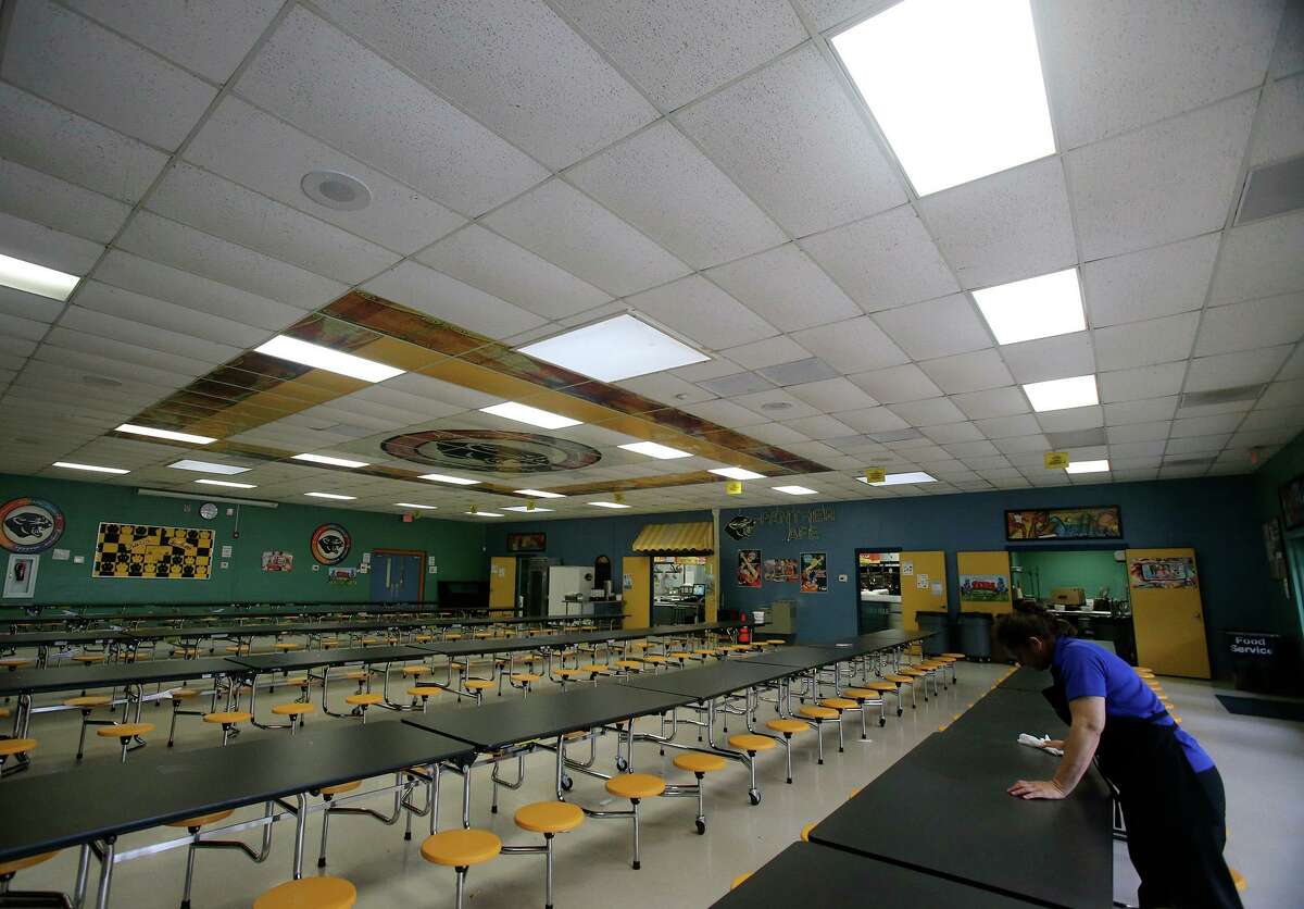 The cafeteria at Kazen Middle School before South San ISD closed the campus to save money. The district is reopening it Monday in a bid to reverse years of enrollment declines.
