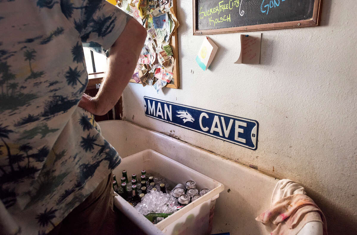 Here’s what it’s like working at SF’s smallest bar. It involves a bathtub.