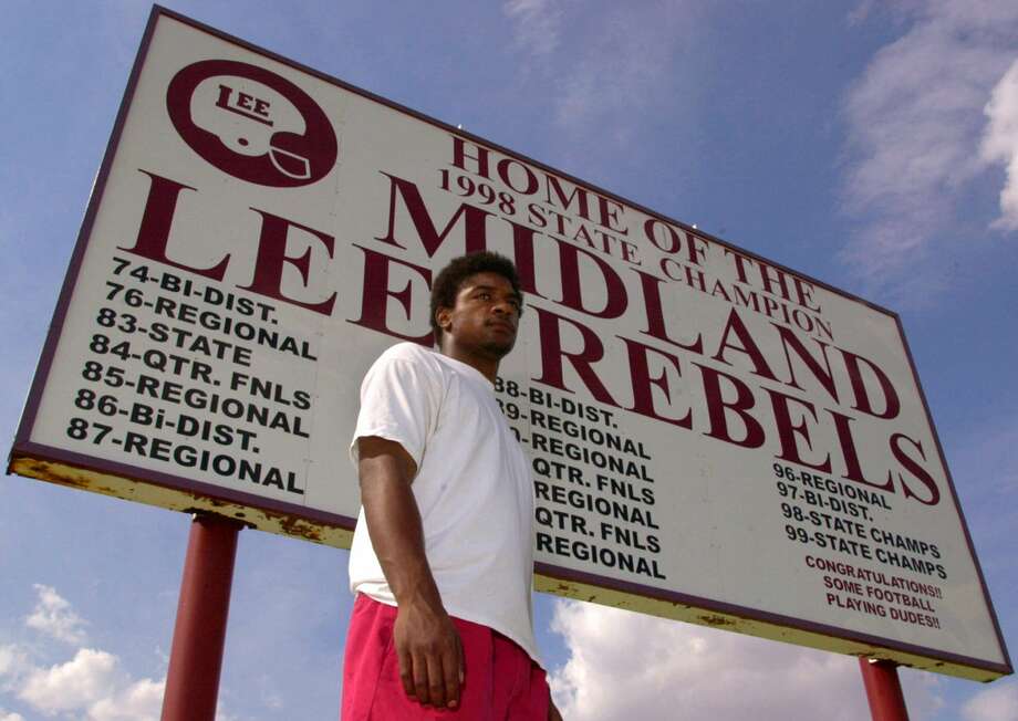 Former Lee Star Cedric Benson Dies In Motorcycle Wreck Midland