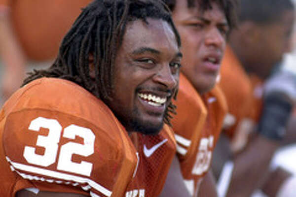 Former Texas Star Rb Cedric Benson Reportedly Dies In Wreck