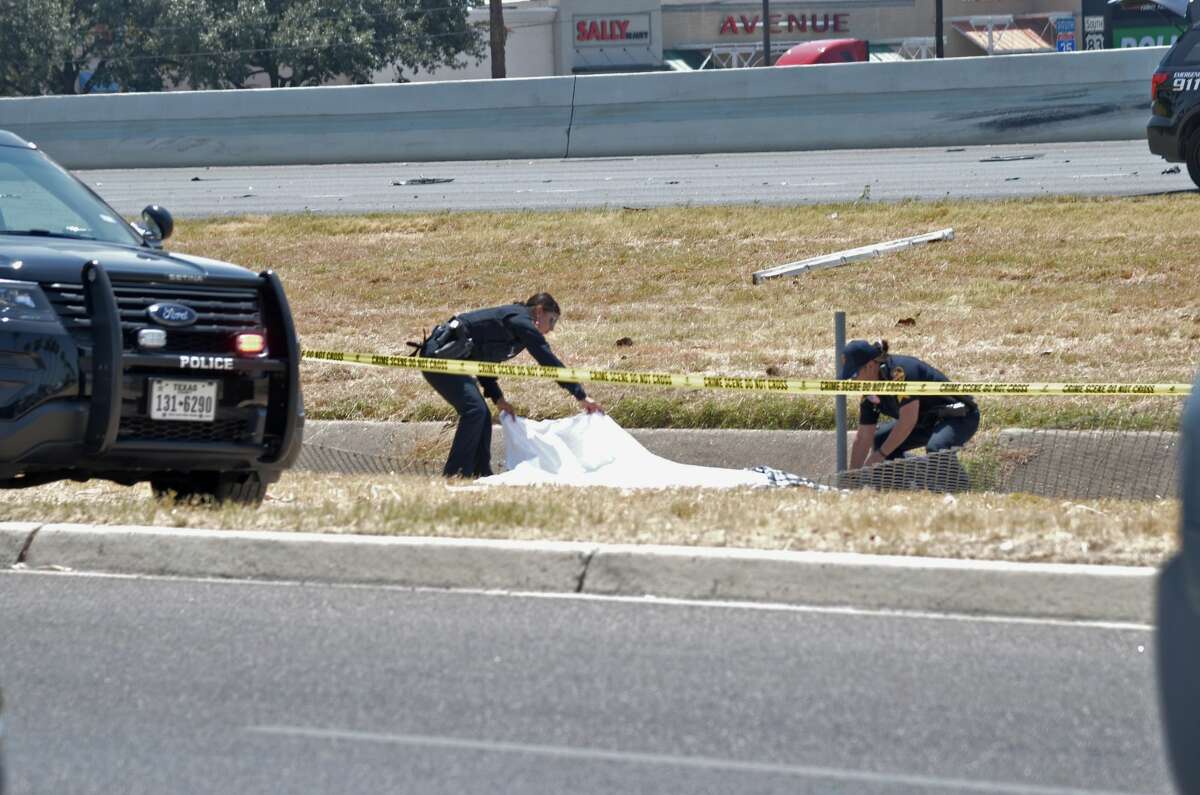 Laredo teen arrested, alleged to have exceeded 100 mph in crash that