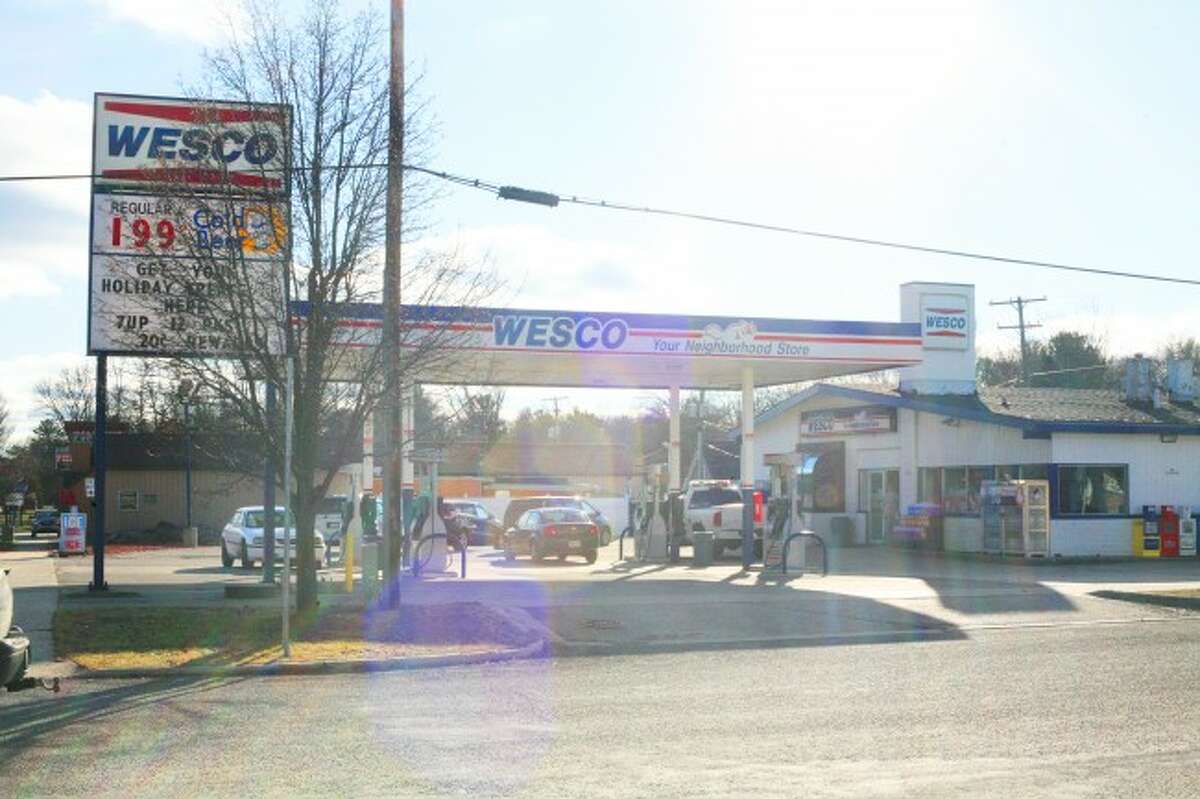 Baldwin gas station robbed at gunpoint