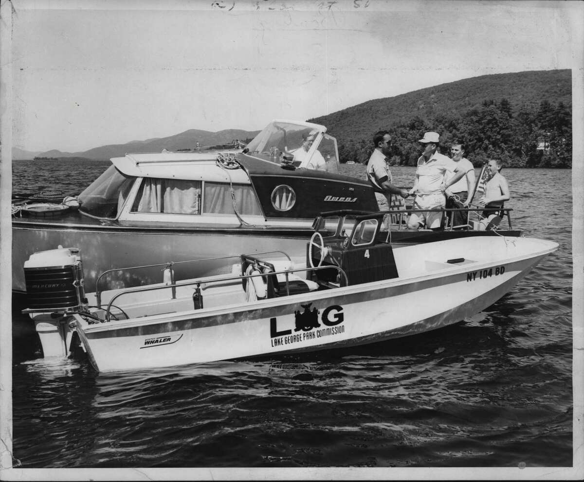 Photos Lake then and now