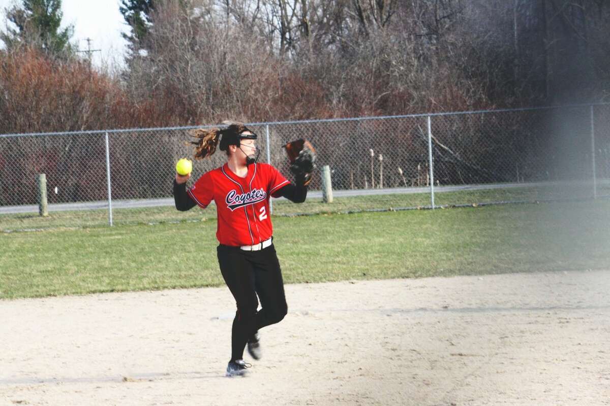 First base player: Ally Yarger (2) gets set to throw to first base for Reed City Friday against Lakeview. (Herald Review photo/John Raffel)