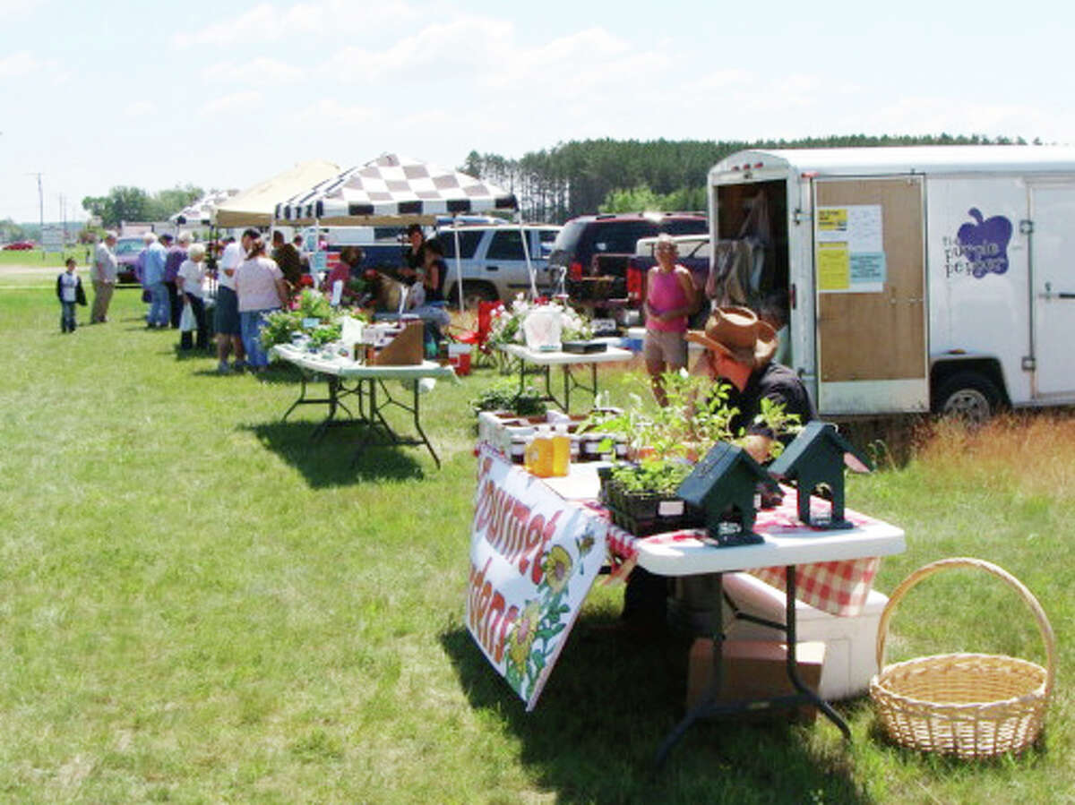 Farmer’s Market moves to depot