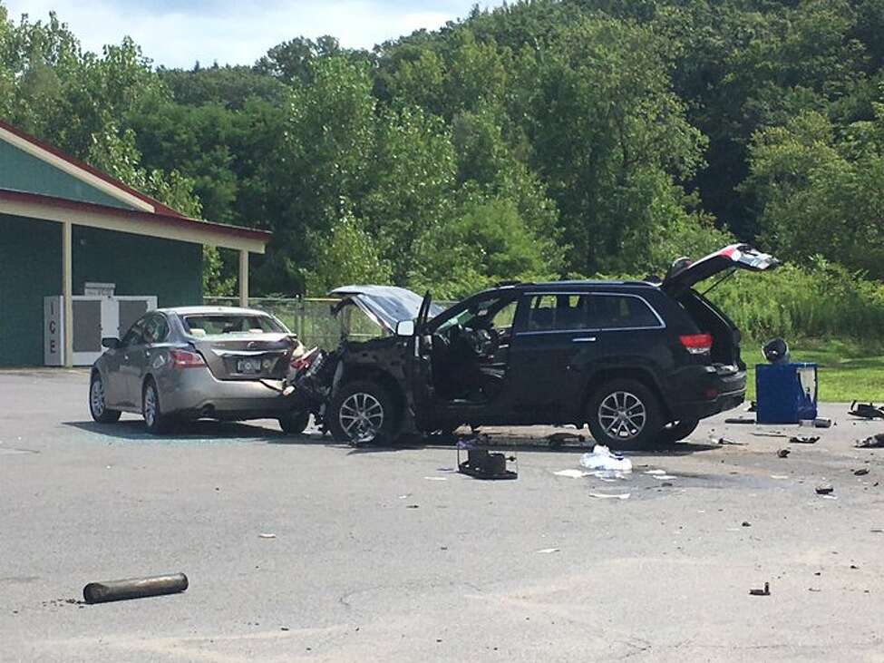 5 hospitalized in Saratoga Springs after SUV hits hot dog cart