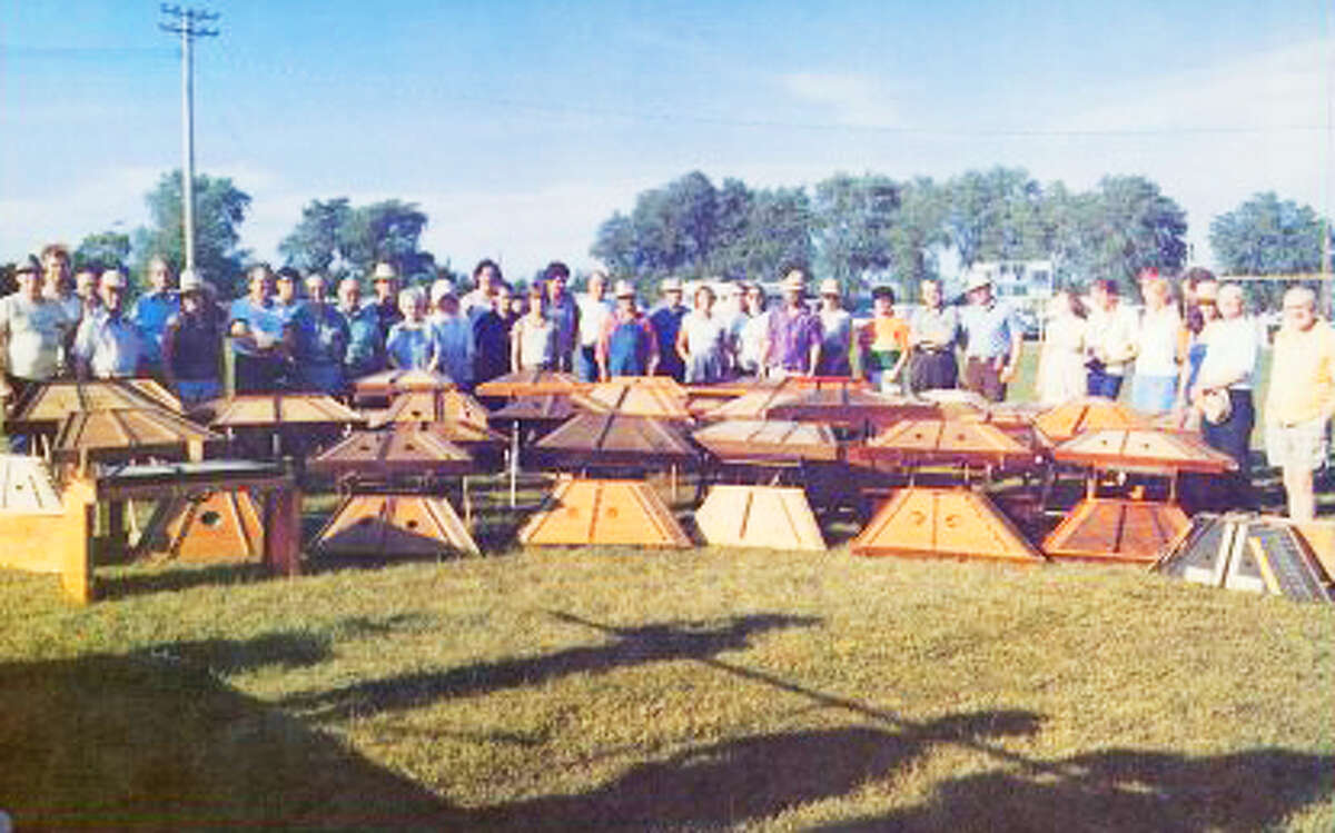 Venerable history: This photo from the Dulcimer Festival in the 1980s is evidence of the long tradition of the Michigan Dulcimer community. (Courtesy photo)