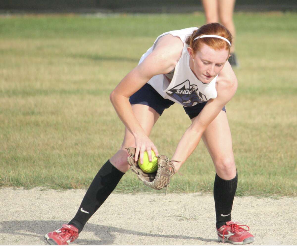 softball: Lindsey Greer of Reed City works on her fielding during a practice. (Herald Review/John Raffel)
