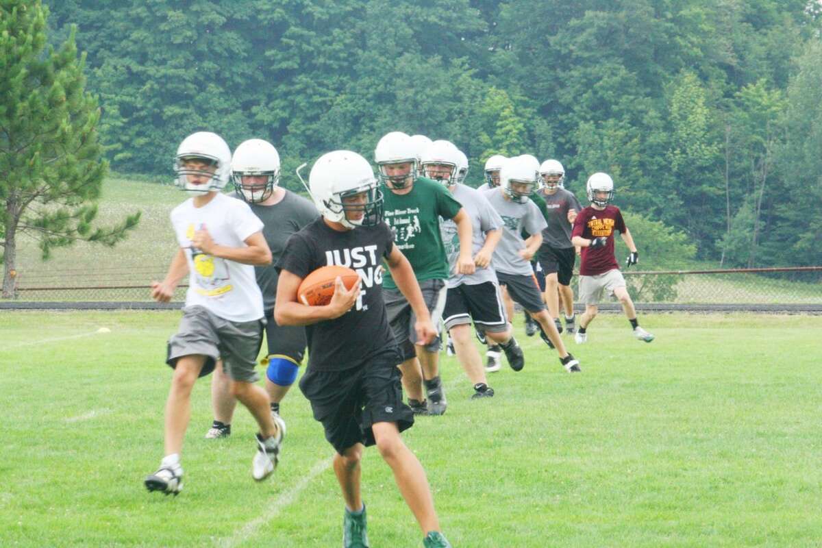 camp: Pine River football players go through a set of drills last week. (Herald Review/John Raffel)