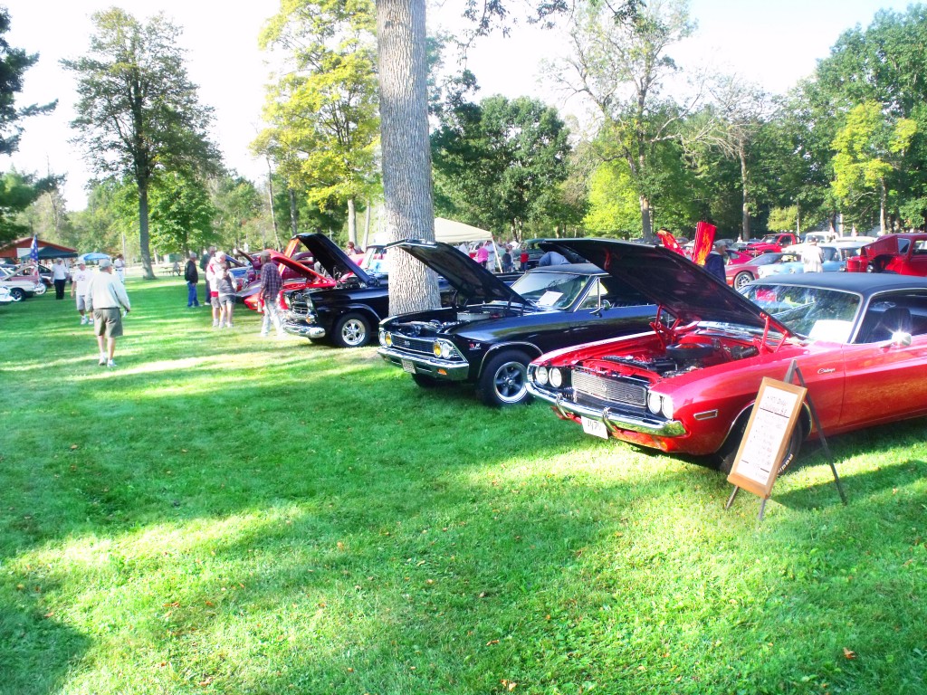 The Cart Rumbles Cruise and car show rumbles into Evart