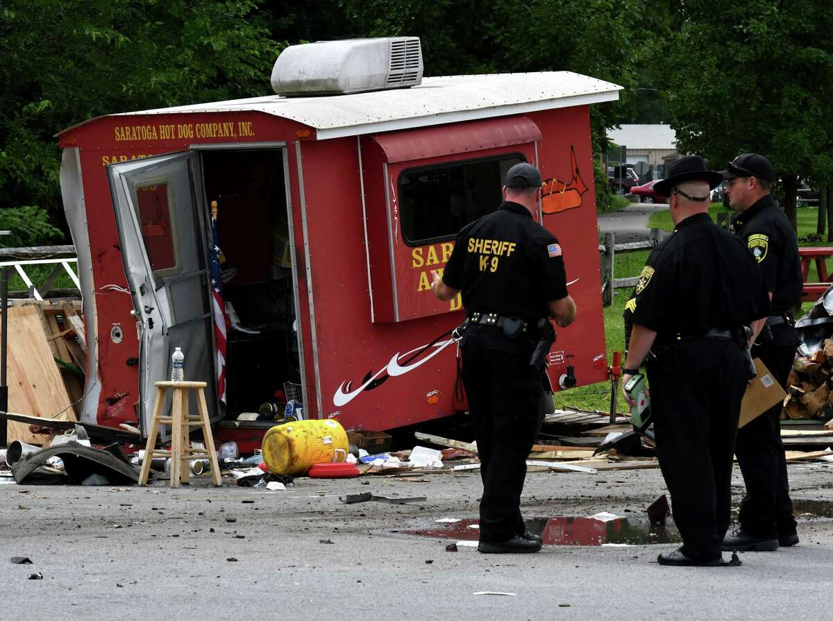 5 hospitalized in Saratoga Springs after SUV hits hot dog cart