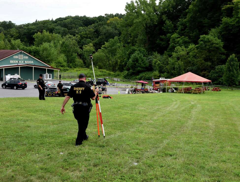 5 hospitalized in Saratoga Springs after SUV hits hot dog cart