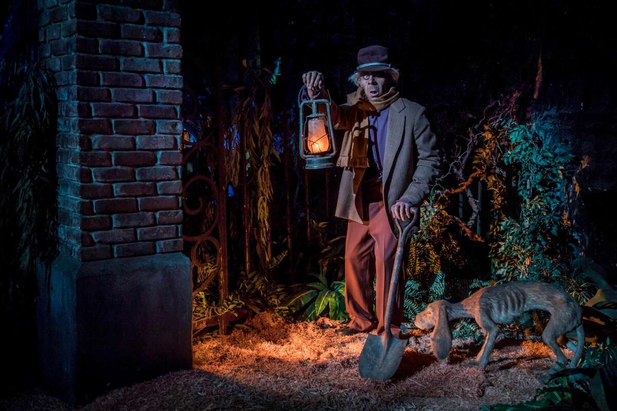 Oldschool illusions, Imagineer voices and more secrets of Disneyland's Haunted Mansion