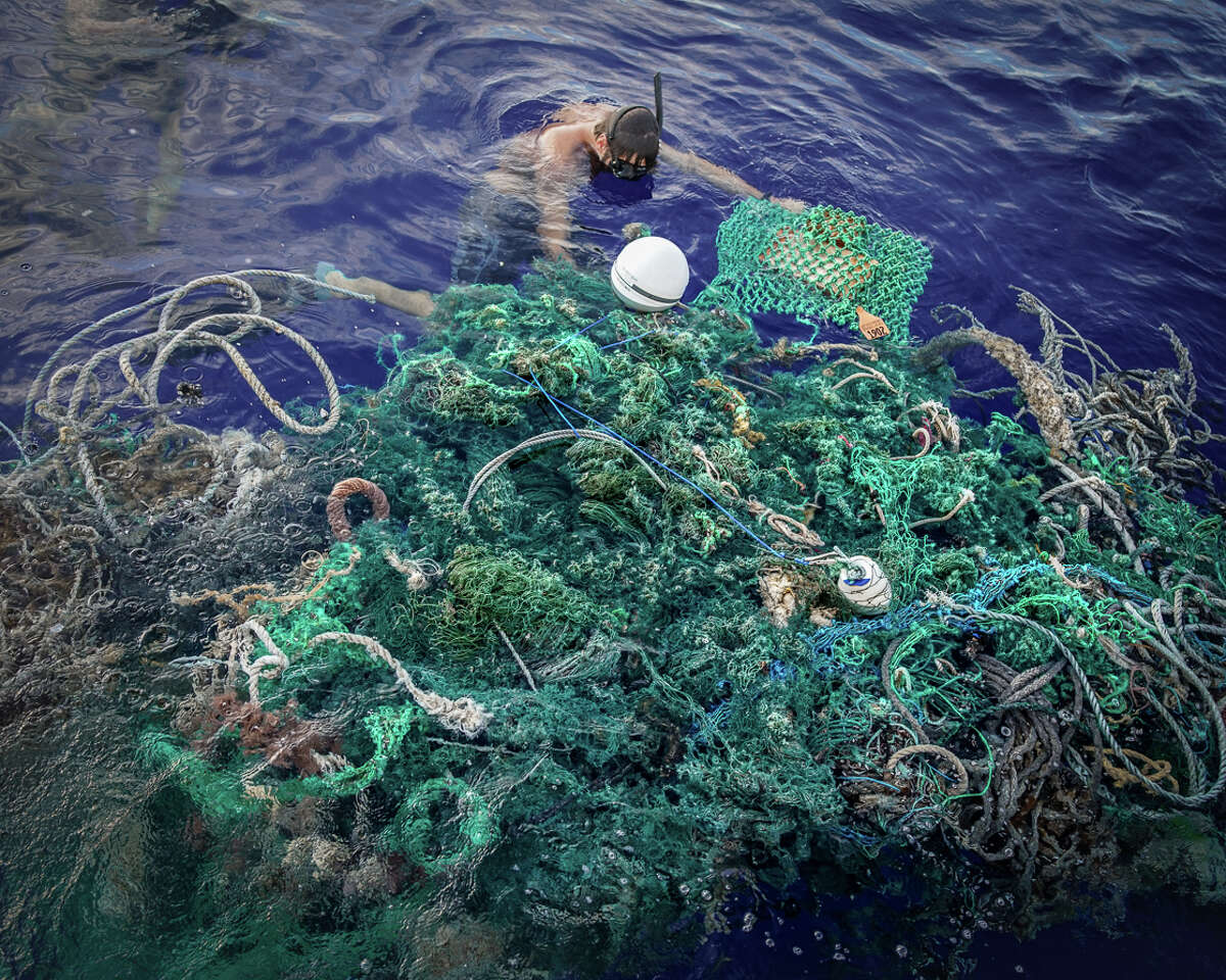 This man swam through the Great Pacific Garbage Patch. His journey ends ...