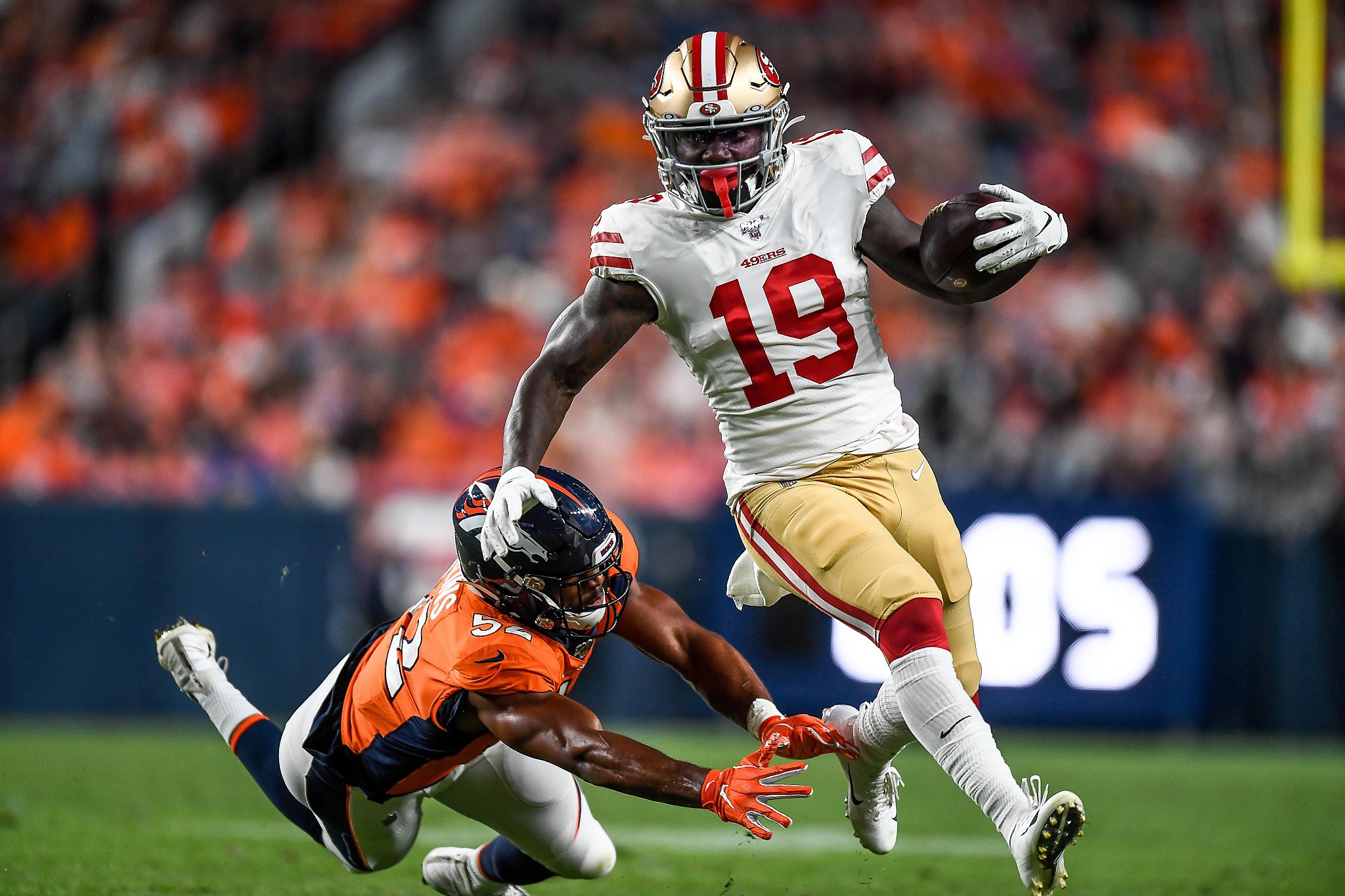 San Francisco 49ers wide receiver Deebo Samuel (19) during warmups