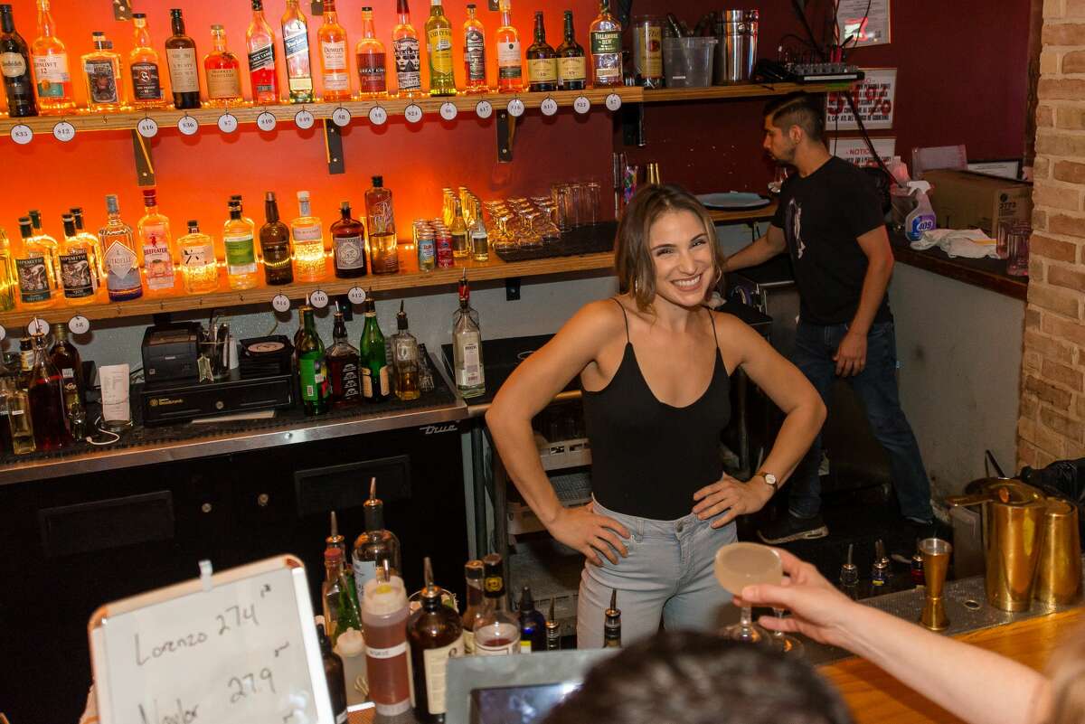 Photos San Antonio raced to make, down daiquiris at Still Golden