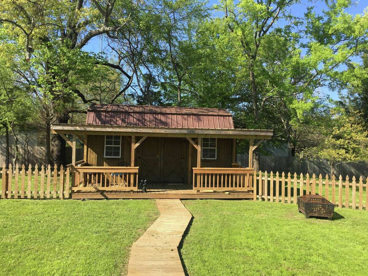 10 lastminute Airbnb Labor Day weekend getaways in Texas for under 75