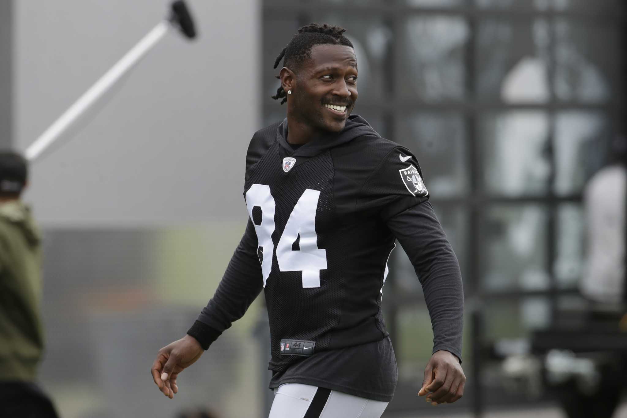 The Raiders plan to suspend Antonio Brown after argument with GM Mike  Mayock