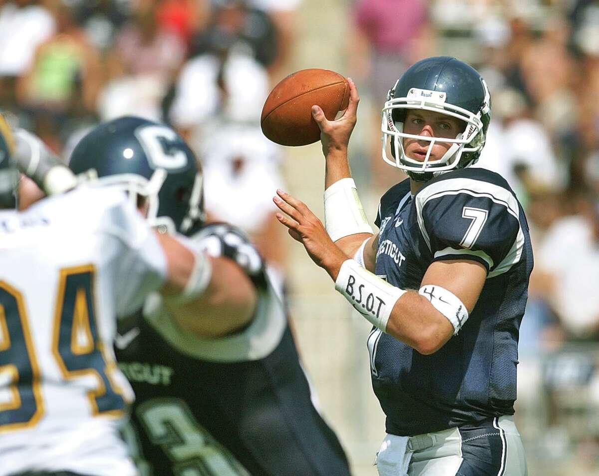 Former UConn Quarterback Dan Orlovsky Clarifies 'Schmuck' Comment –  Hartford Courant