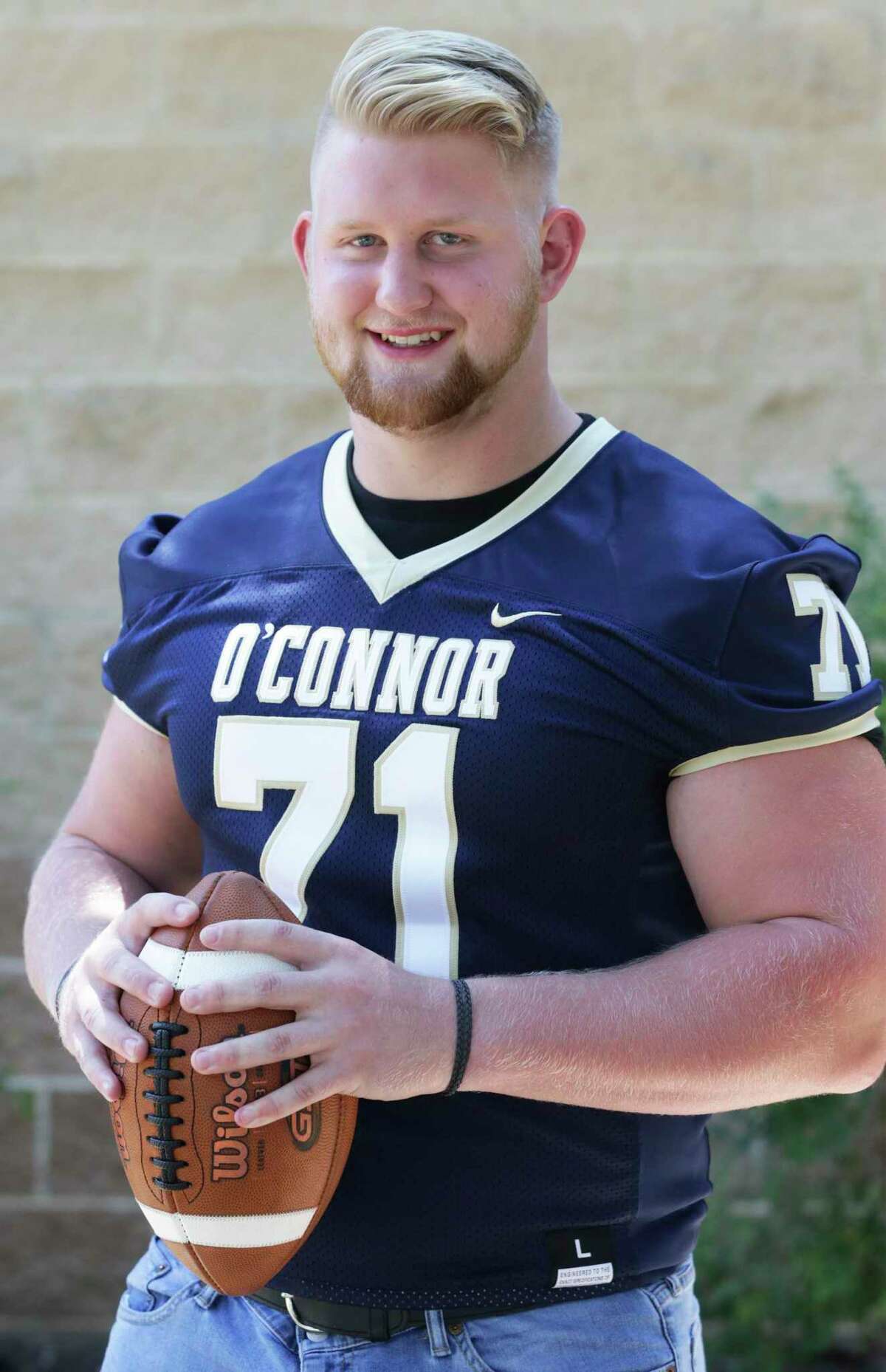 O’Connor offensive lineman Logan Parr is one of several Texas recruits graduating early and enrolling in January to take part in winter and spring practices.