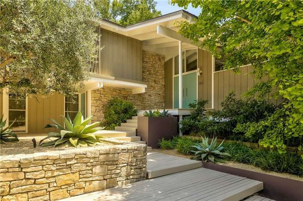 Midcenturymodern Austin home designed by esteemed Texas architect listed at 1.3M