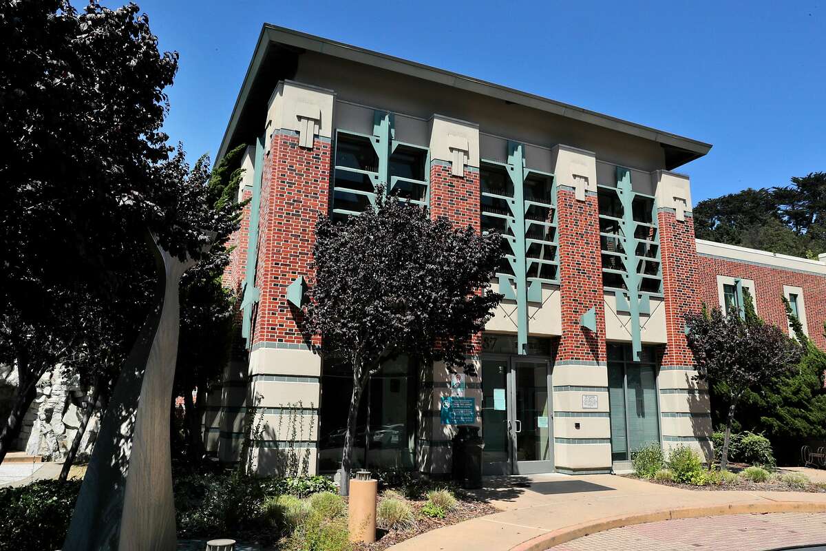 The exterior at the San Francisco Adult Residential mental health services on Potrero Avenue in San Francisco, Calif., on Wednesday, August 21, 2019. The city will be removing 'mental health beds' from the facility which offers long-term mental health beds to people and moving the beds to Hummingbird Place which offers more short-term mental health beds.