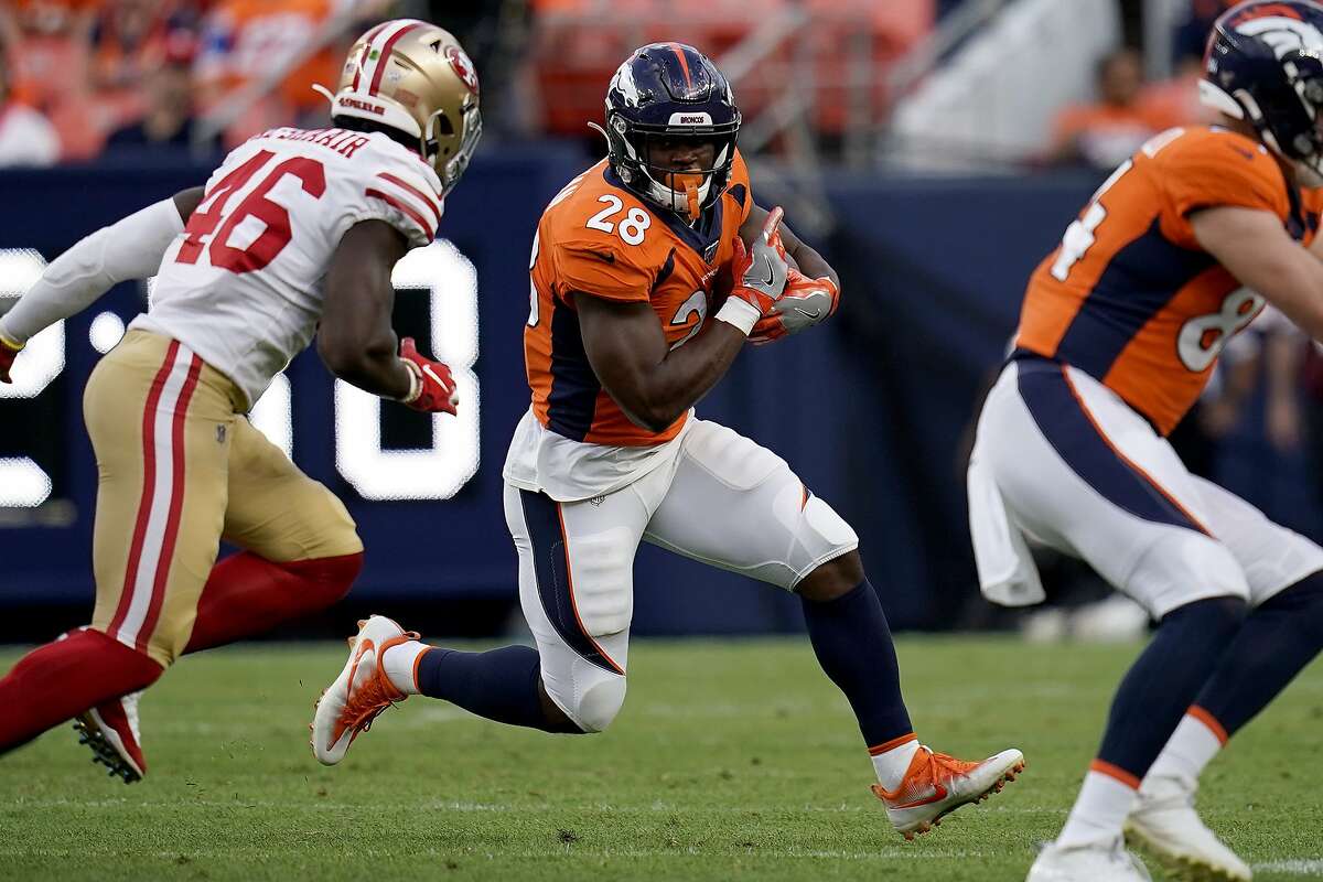 San Francisco 49ers linebacker Azeez Al-Shaair (51) before an NFL football  game against the Tampa Bay Buccaneers in Santa Clara, Calif., Sunday, Dec.  11, 2022. (AP Photo/Jed Jacobsohn Stock Photo - Alamy