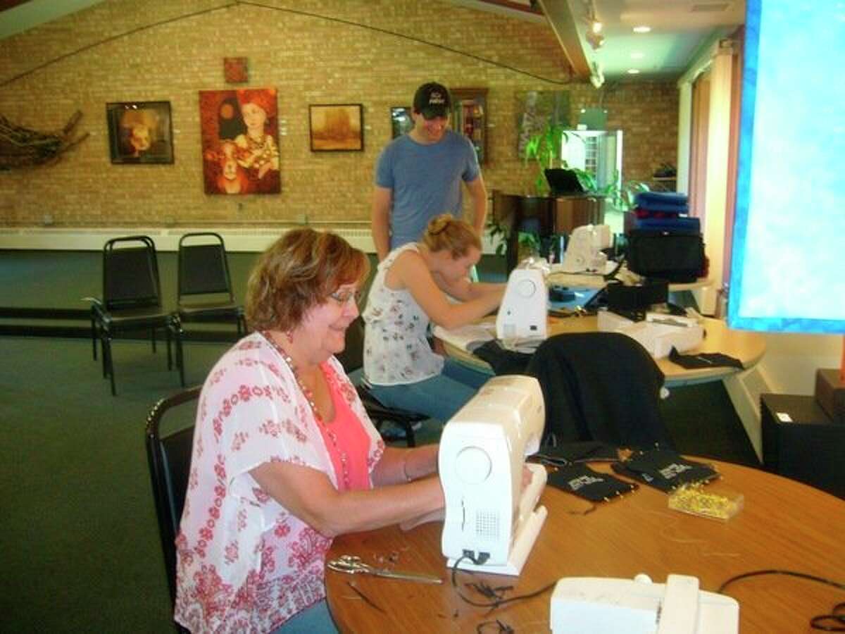 For our veterans Floyd Arbor makes lap blankets for VA center