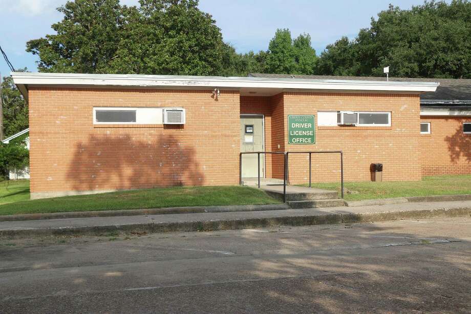 DPS eyes October to reopen Liberty drivers license office Houston