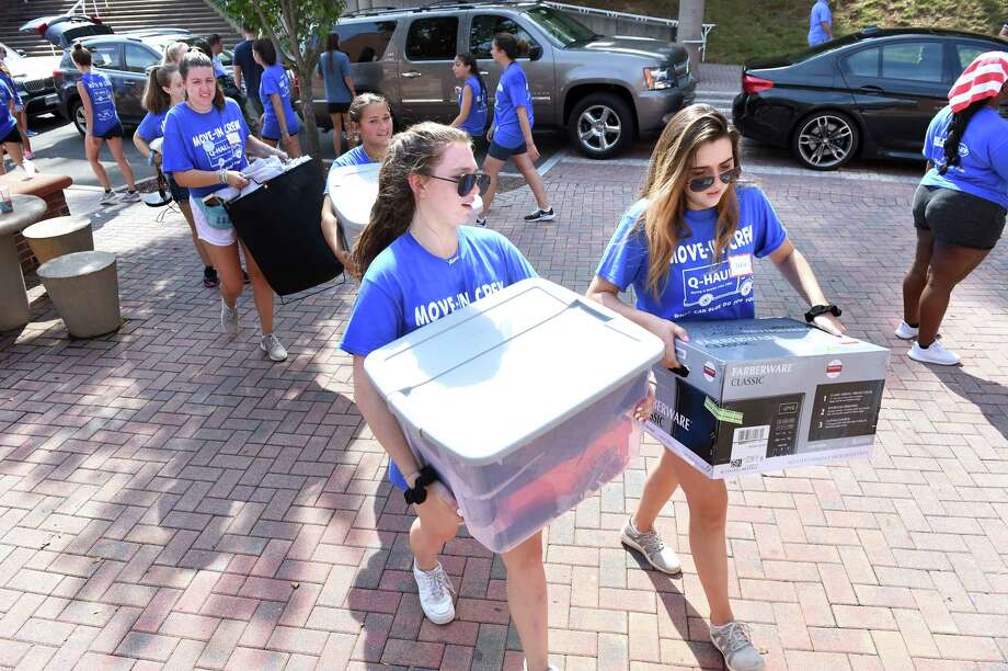 In photos Quinnipiac University movein day 2019 New Haven Register