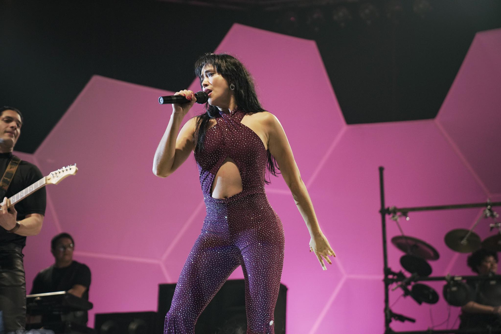 Controversial Series El Secreto De Selena Finally Makes Its U S