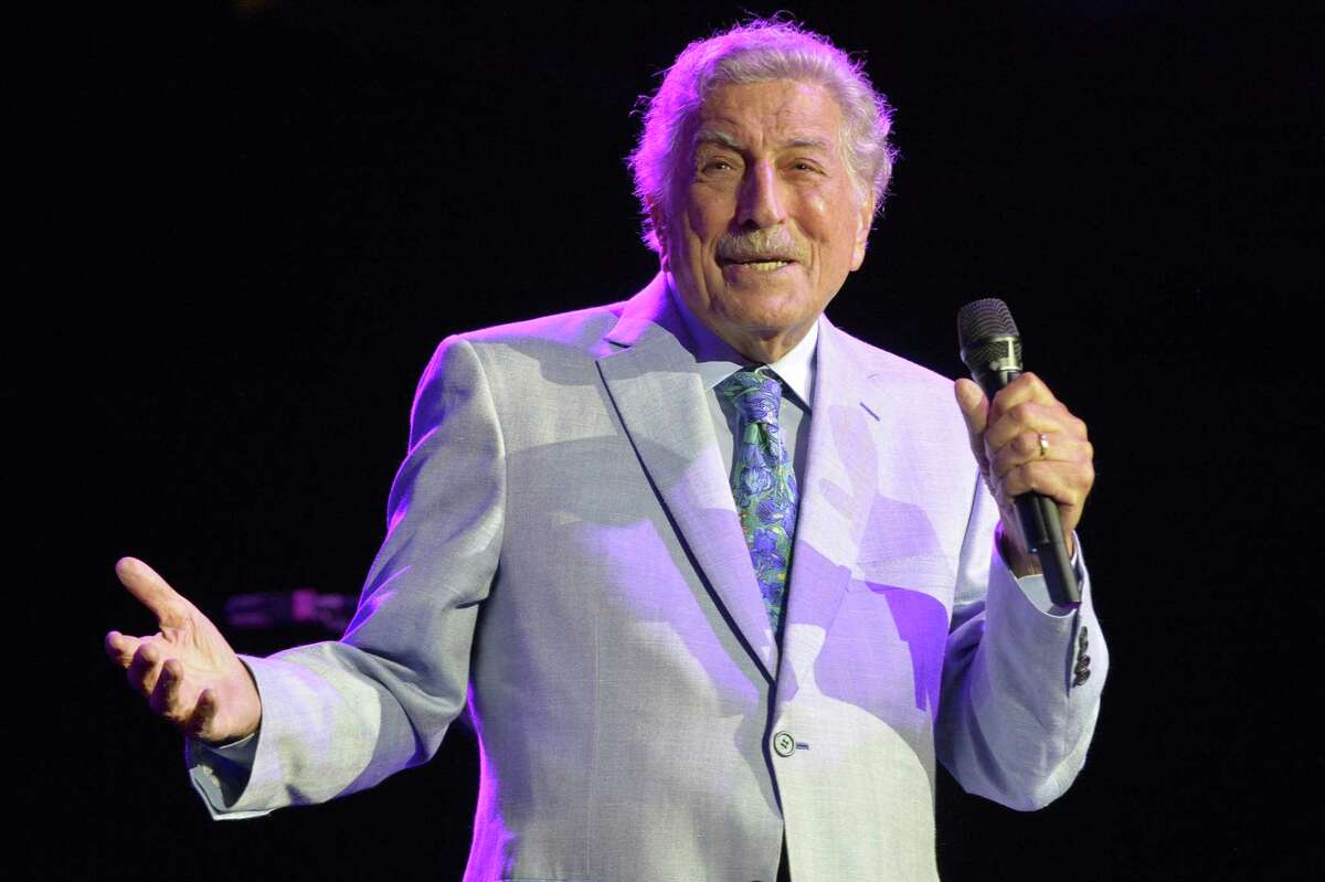Tony Bennett will perform at the Majestic Theater on Oct. 9.