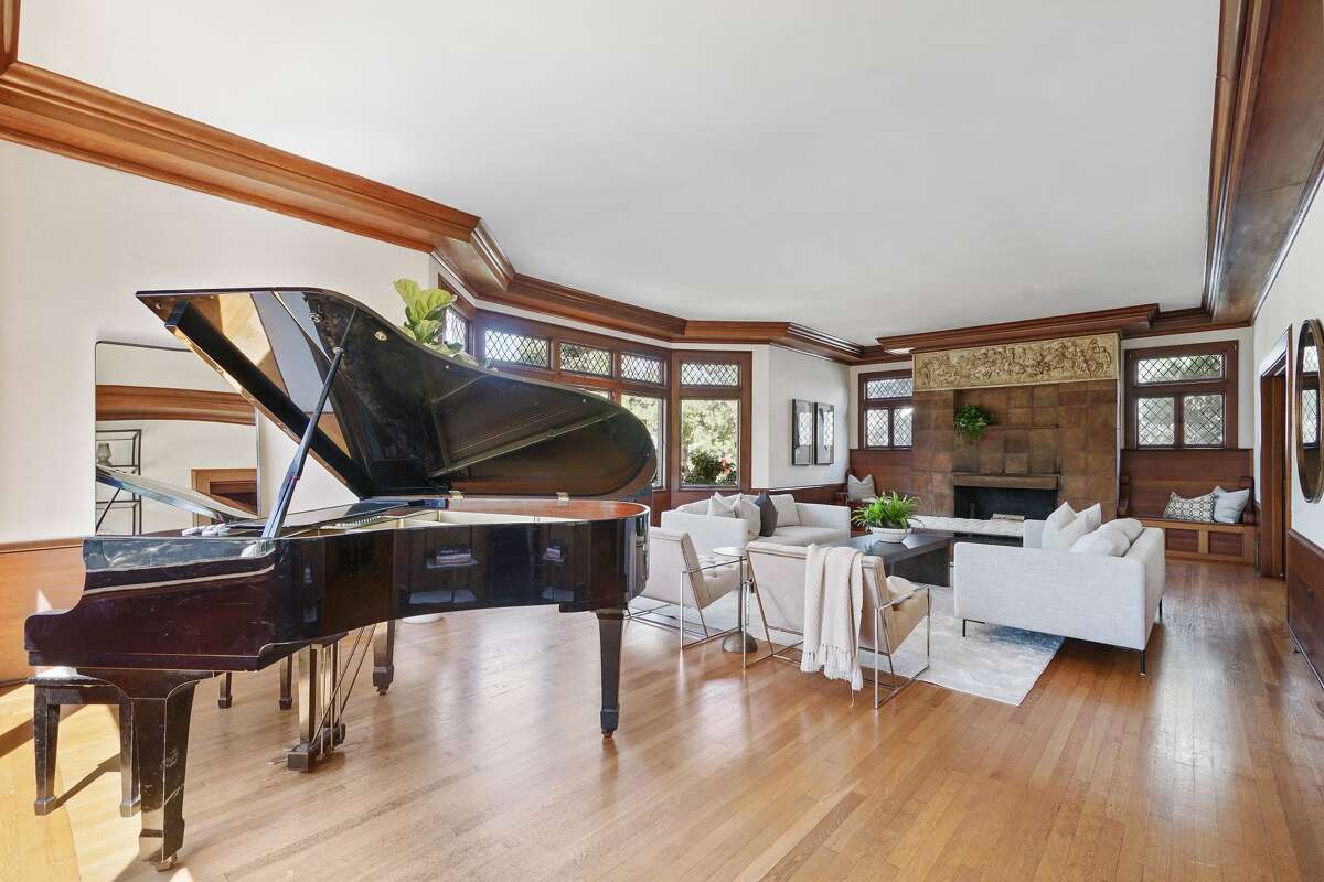 This Berkeley house cost 10,000 to build. 109 years later, it's