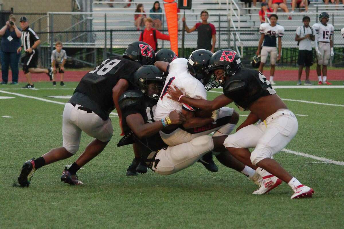 Football Dawson, Clear Brook make strides in scrimmage
