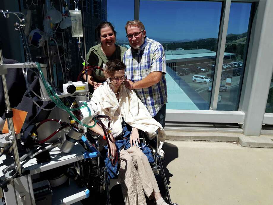 Alexander Mitchell, 20, of Provo, Utah, was one of five patients treated at the University of Utah hospital for serious lung injury related to a vaping. He finally recovered. Photo: Family Photo / Family Photo