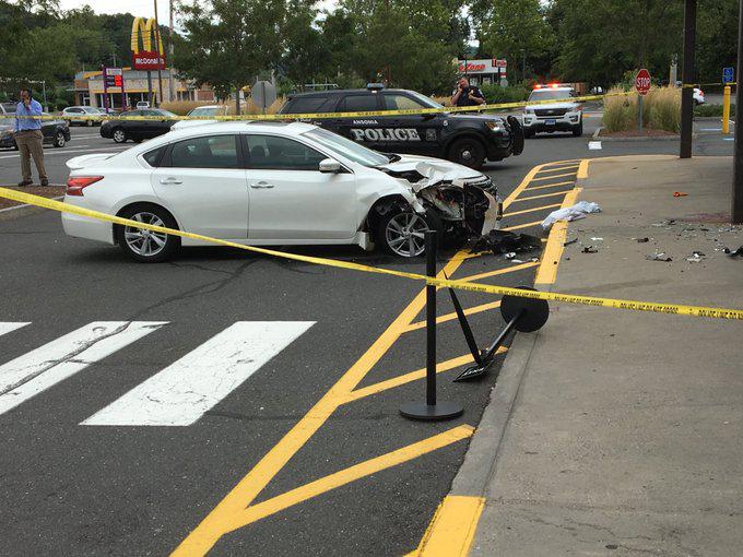 Injuries reported in accident at Ansonia Stop & Shop