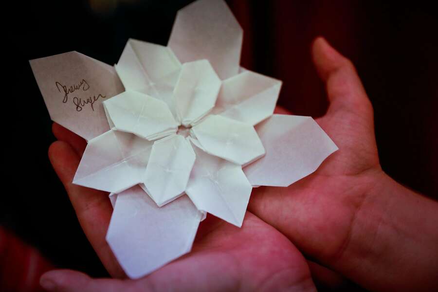 Origami-Palooza draws avid folders to Japantown - SFChronicle.com