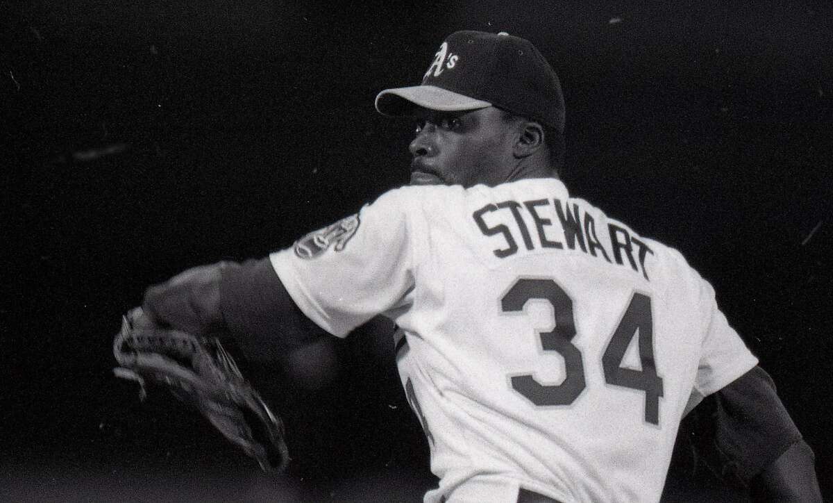 A's to honor longtime pitcher Dave Stewart by retiring No. 34 in his name