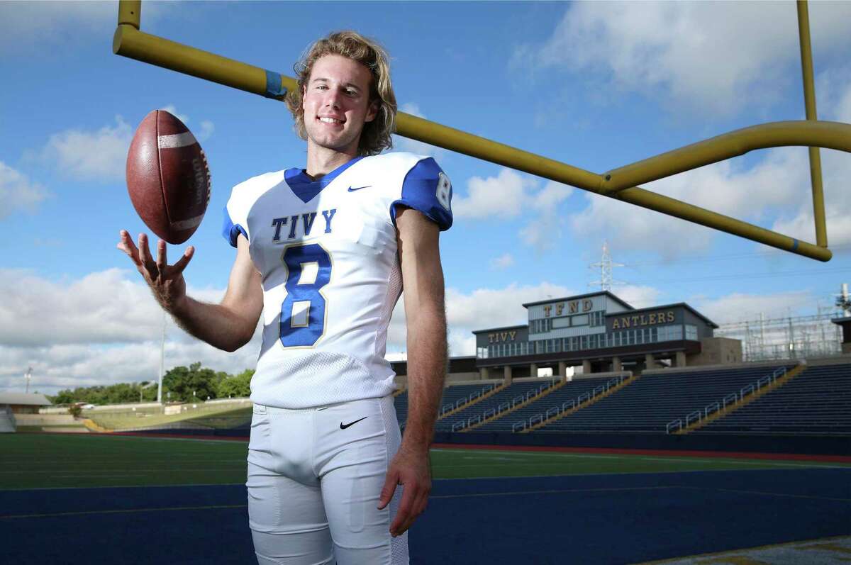 Jared Zirkel’s size (6-foot-3, 185 pounds) and athleticism separates him from other kickers, Kerrville Tivy coach David Jones said.