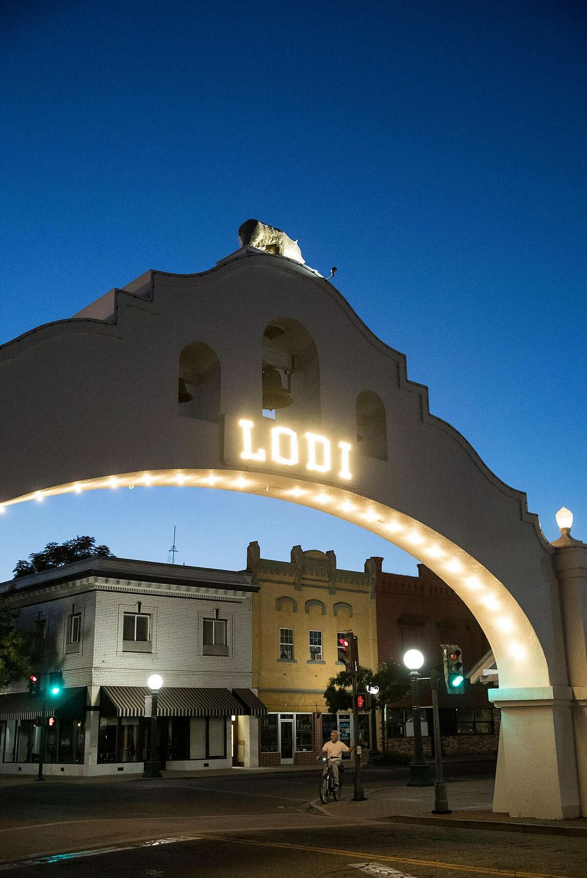 Sponsored Content Laidback atmosphere, awardwinning wines in Lodi