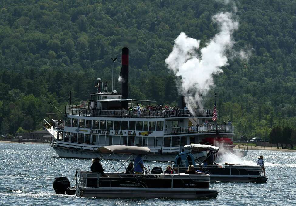 Parasailing, kayak safety on Lake George scrutinized