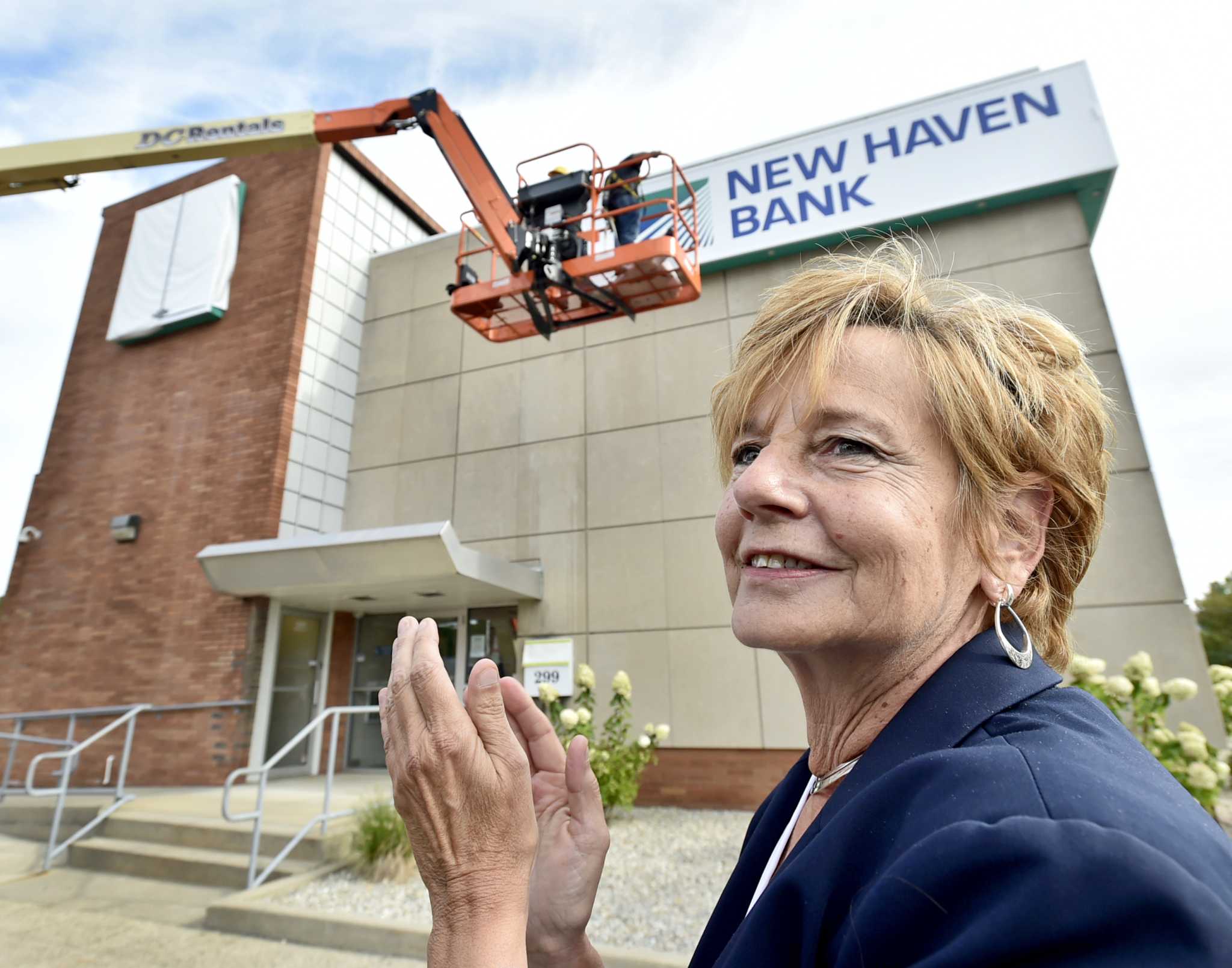 In photos Former Start Community Bank New Haven Bank