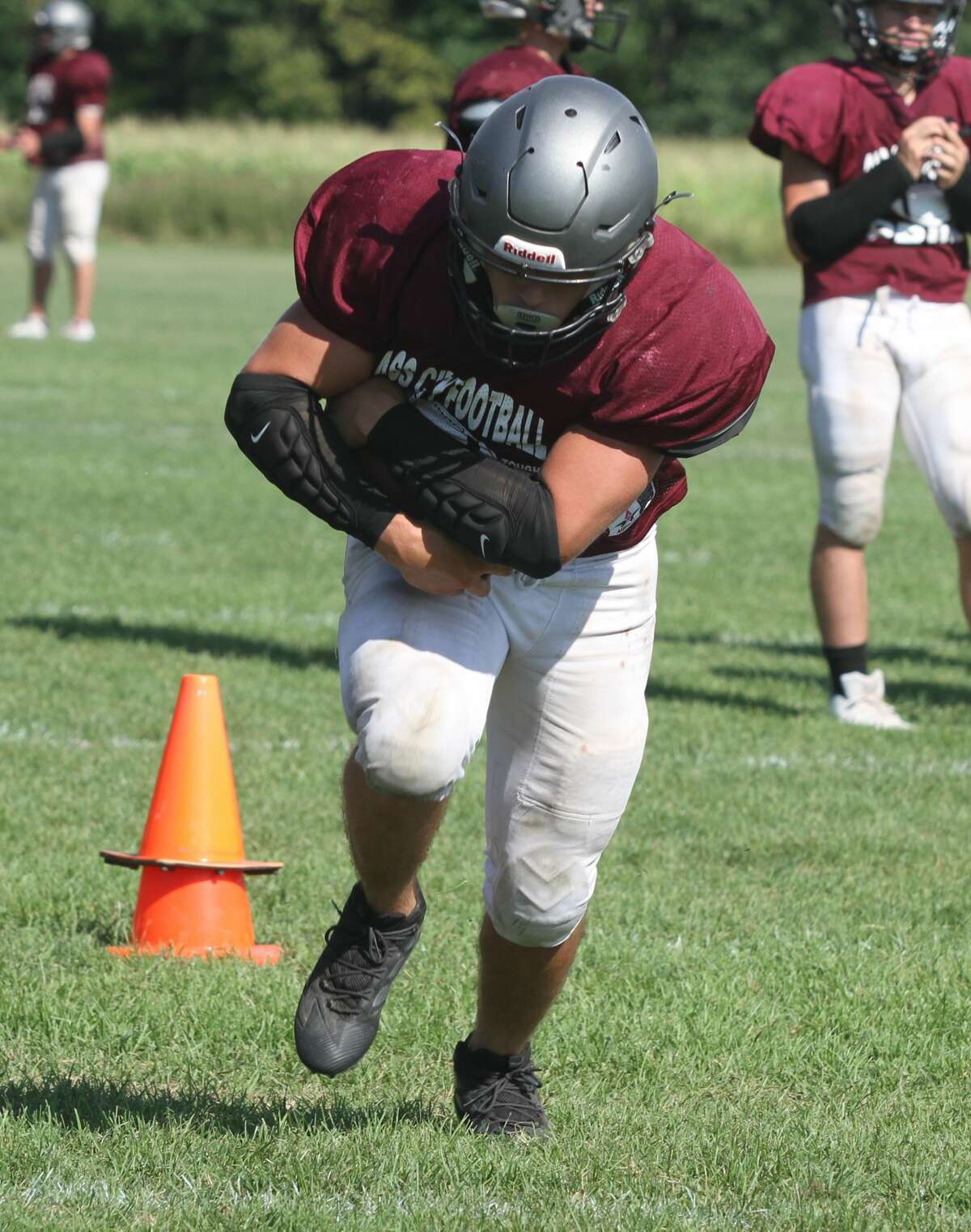 Cass City prepares for week 1 test against powerhouse Montrose HillMcCloy