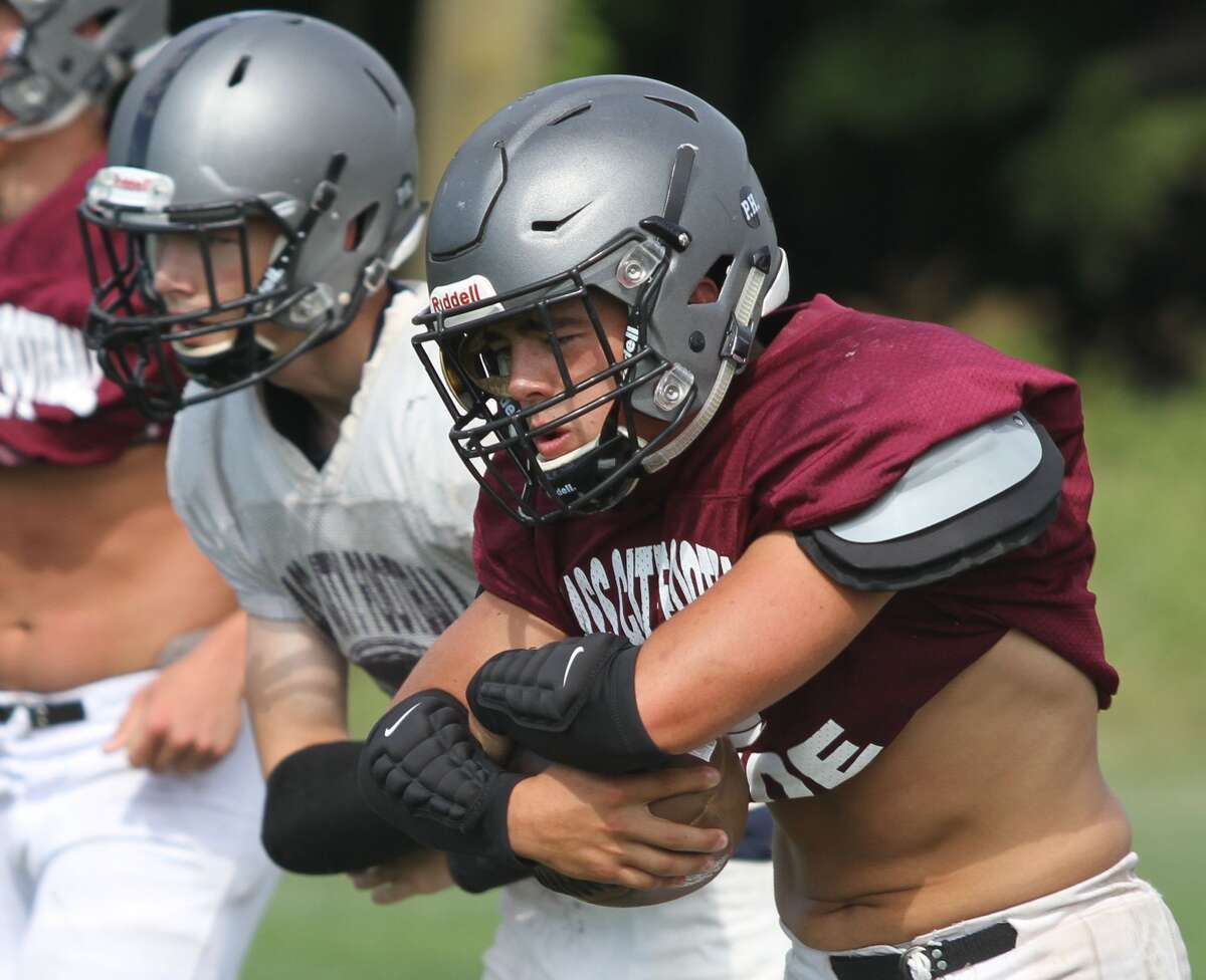 Cass City prepares for week 1 test against powerhouse Montrose HillMcCloy