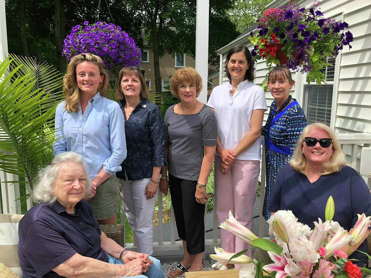 Darien’s DAR Chapter plans the year’s events