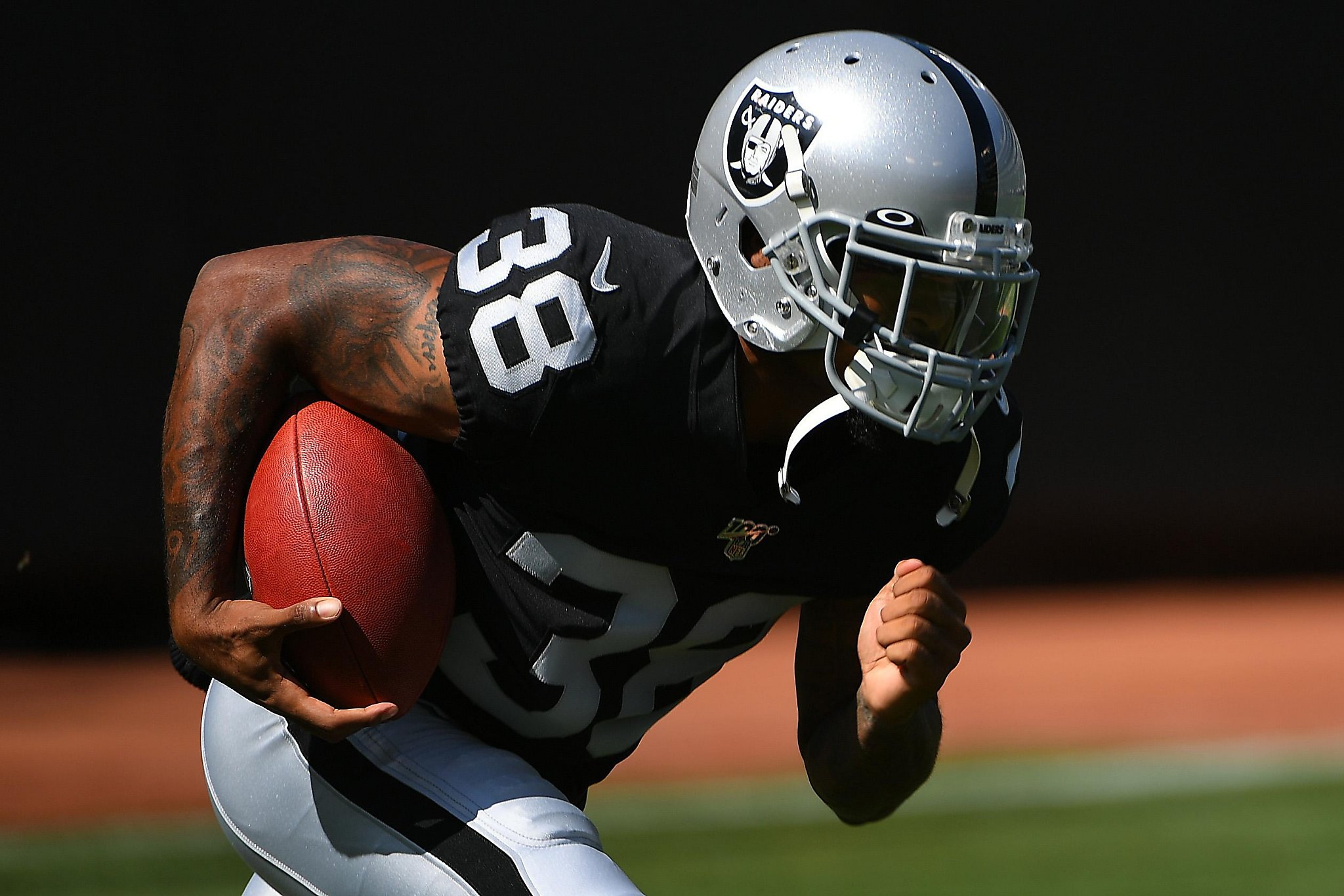 Undrafted Raiders cornerback Keisean Nixon pushing for roster spot