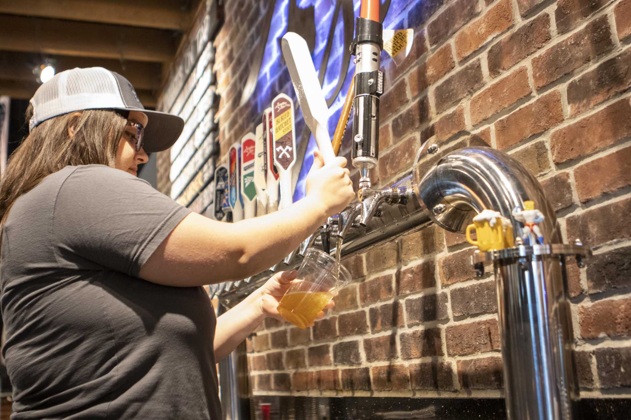 Yes we ‘can.’ Beer to go (finally) kicks off in Houston breweries Sunday